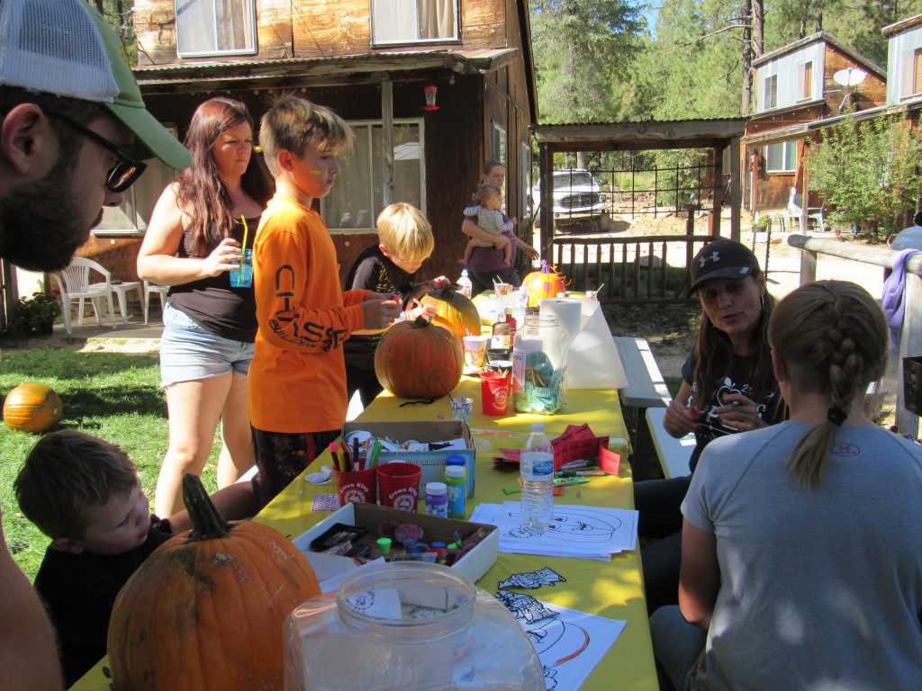 Crafts & Fun at the Pumpkin Patch